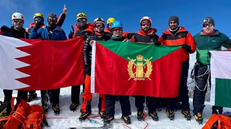 Bahrain royal team in season's first Nepal Himalayan summit Bahrain royal team in season's first Nepal Himalayan summit