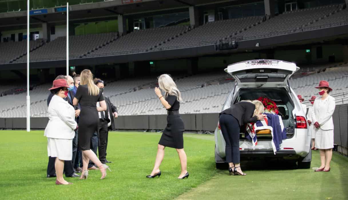 Australia's Dean Jones laid to rest after final lap of MCG