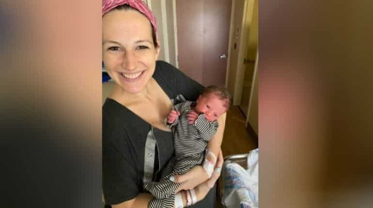 US: Woman experiences labour pain during exam, continues writing post delivery