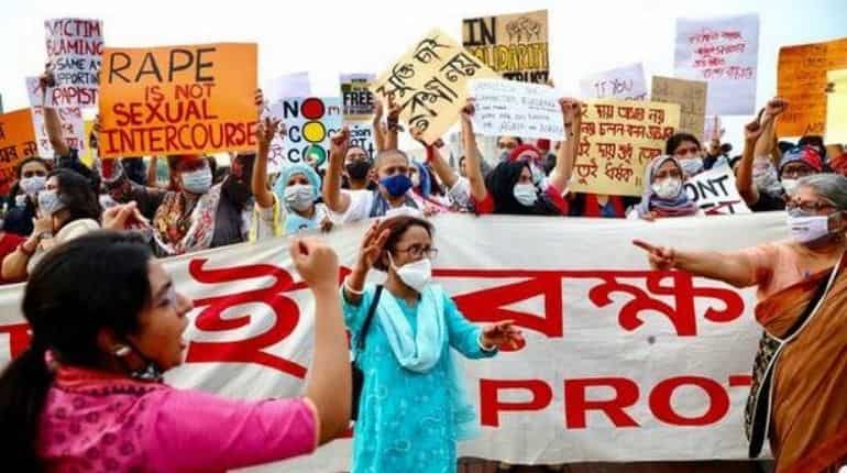 Bangladesh: Hundreds begin two-day march to protest against increase in rape cases