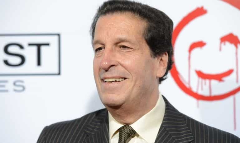 Veteran Warner Bros. TV executive Peter Roth to step down next year