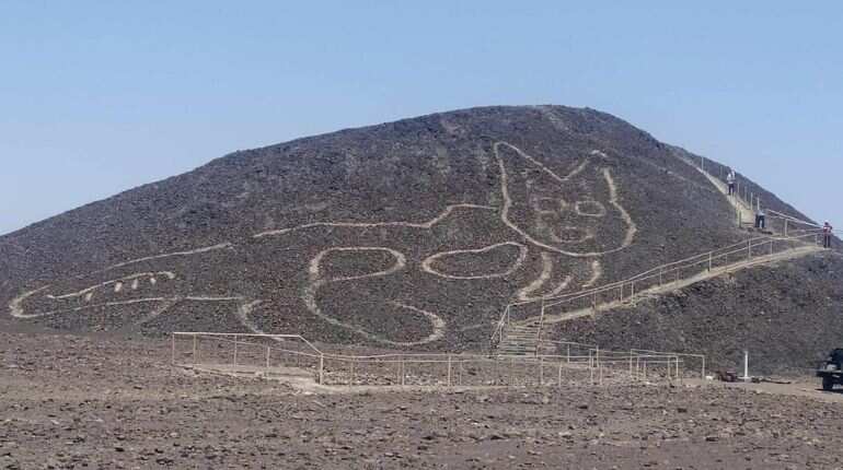 Massive cat geoglyph found at UNESCO world heritage site in Nazca, Peru Massive cat geoglyph found at UNESCO world heritage site in Nazca, Peru