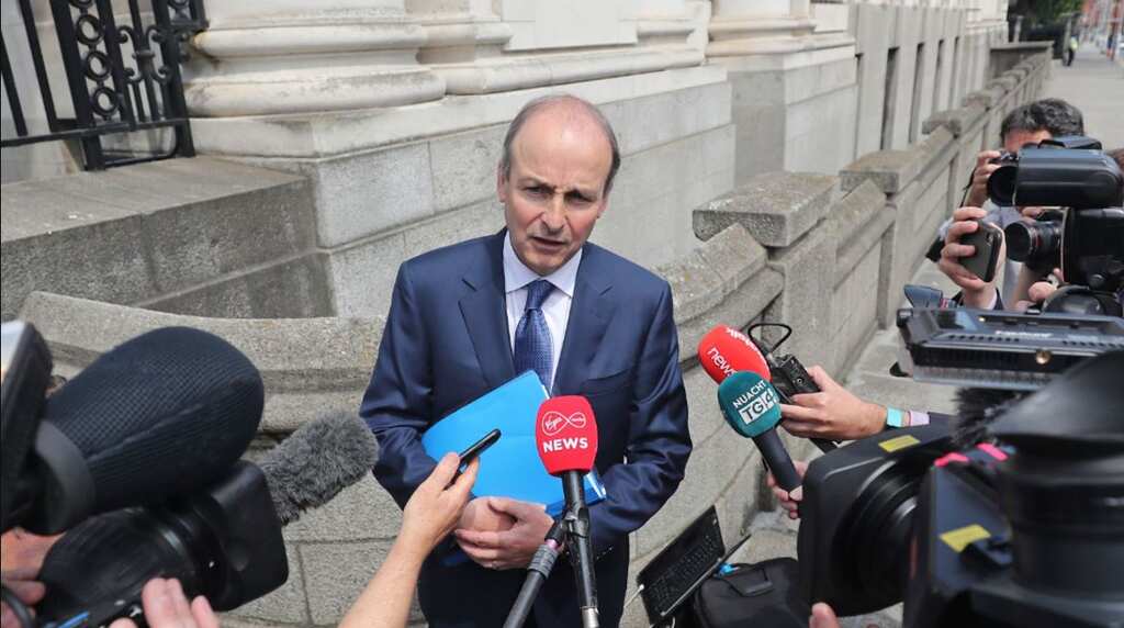 Ireland imposes tough COVID-19 restrictions to curb on the surge of virus