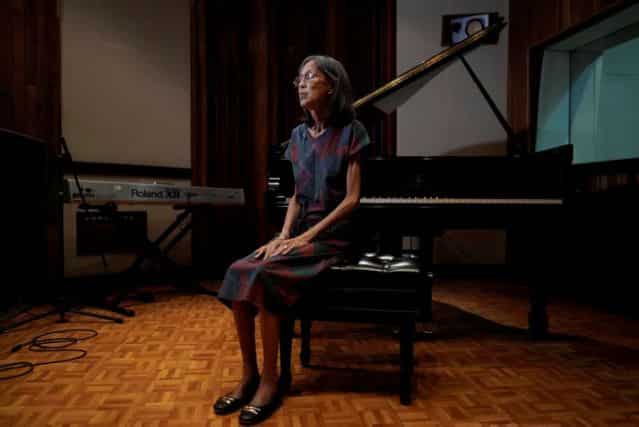 67-year old blind Cuban piano tuner struggles to make her ends meet
