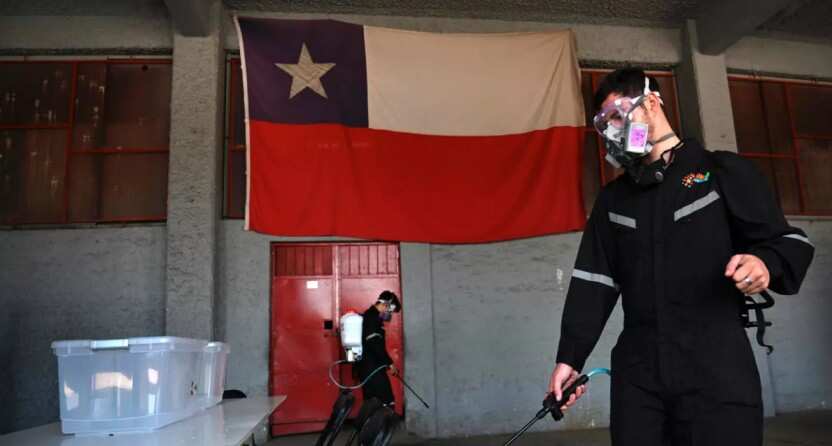 Polls open in Chile on whether to rewrite dictatorship-era constitution Polls open in Chile on whether to rewrite dictatorship-era constitution