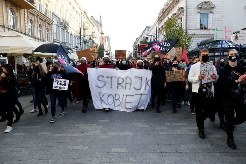 Why an abortion law ruling trigged mass protests in Poland Why an abortion law ruling trigged mass protests in Poland