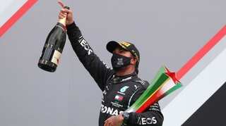 Hamilton overtakes Schumacher with record 92nd F1 win