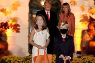 Children dress as Trump, his wife at White House Halloween event