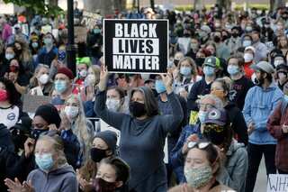 Philadelphia police shooting of Black man sparks unrest