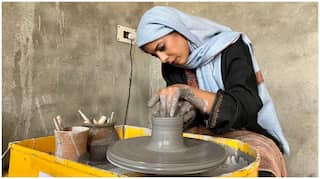 Engineer-turned-potter tries to re-engineer pottery in Kashmir