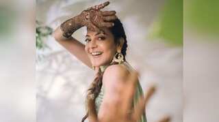 Kajal Aggarwal shares a stunning photo from her Mehendi ceremony as wedding festivities begin 