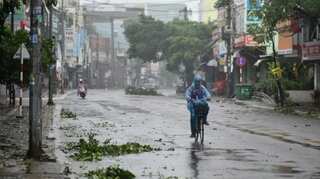 Death toll from strongest typhoon in Vietnam in 20 years climbs to 35