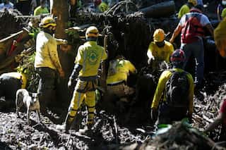 El Salvador landslide kills seven; over 30 missing