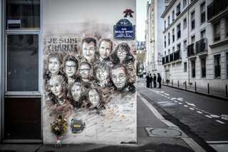 Primary suspect tests coronavirus positive, Charlie Hebdo trial postponed