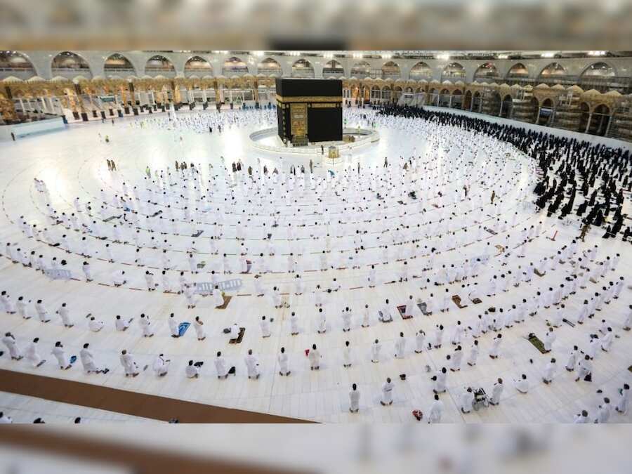 Finally, inoculated foreign pilgrims can perform Umrah in Saudi Arabia  