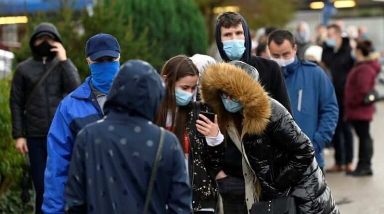 Half of Slovakia's population tests for coronavirus in one day; 25,850 test positive