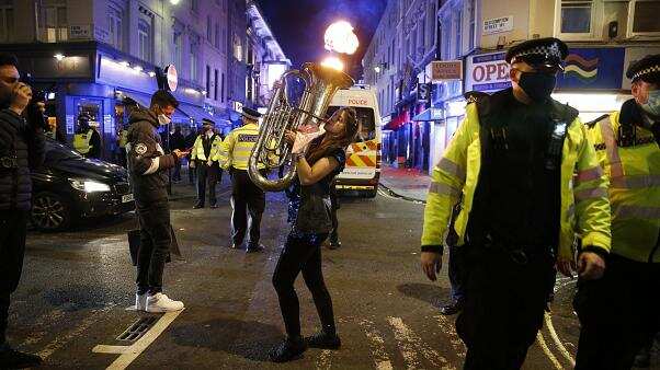 Londoners made last minute purchases as UK is going into second lockdown