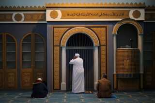 Athens' first mosque in nearly 200 years opens for Friday prayers