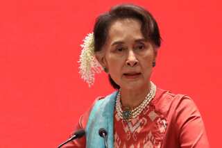 Suu Kyi's party wins absolute majority in Myanmar polls