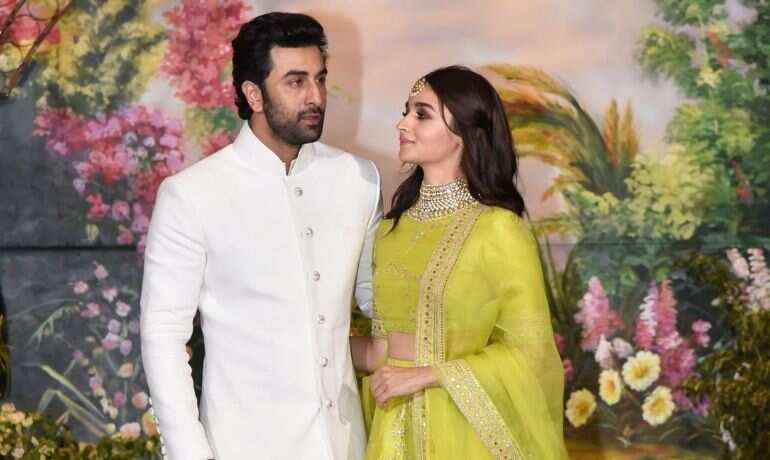 Alia Bhatt buys new flat in beau Ranbir Kapoor's building for this whopping amount