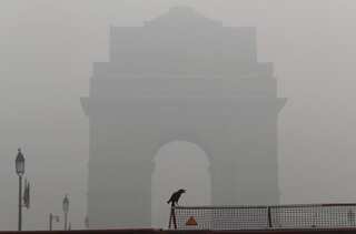 Red light? Then turn engine off, Delhi urges motorists amid heavy pollution