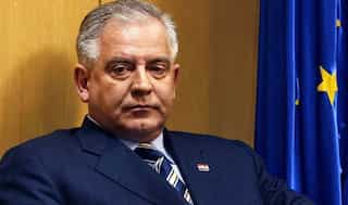 Croatia jails ex-PM for running embezzlement network