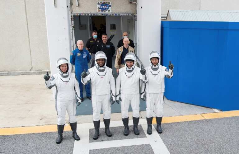 SpaceX to launch four astronauts to International Space Station