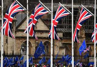 UK urges EU to show 'common sense' in post-Brexit talks