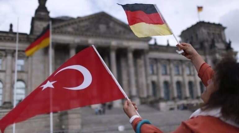 German MPs urge review of Turkish ultra-nationalist Grey Wolves