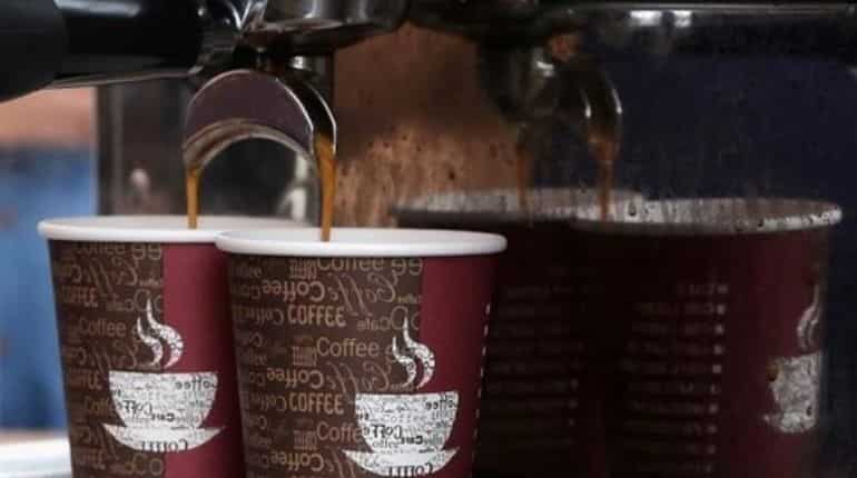 Drinking tea, coffee from paper cups can increase chances of cancer: Indian research