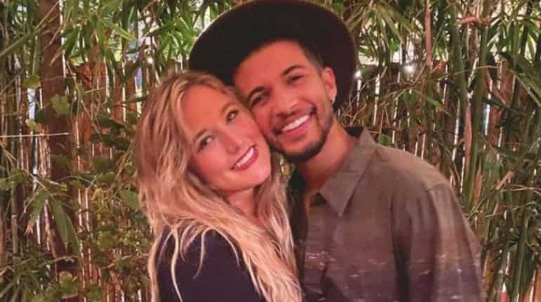 'To All The Boys' actor Jordan Fisher marries his long-time girlfriend Ellie Woods 'To All The Boys' actor Jordan Fisher marries his long-time girlfriend Ellie Woods