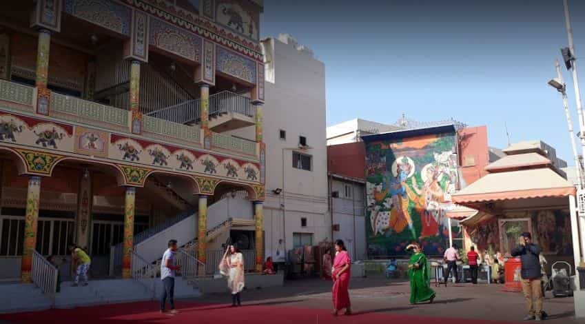 External affairs minister Jaishankar visits 200-year-old Hindu temple in Bahrain