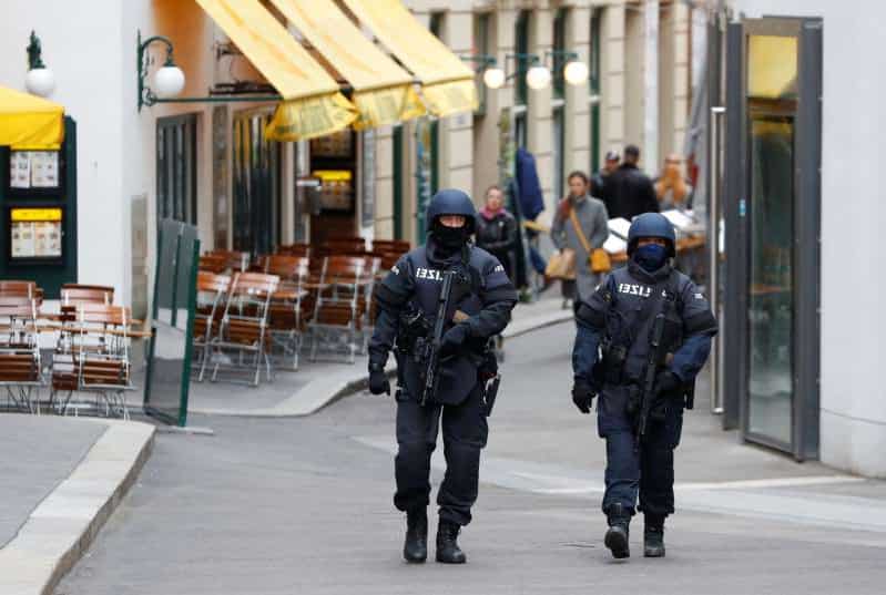 Swiss police identify assailant in knife attack as jihadist Swiss police identify assailant in knife attack as jihadist