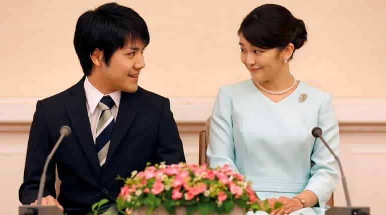 Japan's crown prince Fumihito 'approves' Princess Mako's wedding to commoner on one condition Japan's crown prince Fumihito 'approves' Princess Mako's wedding to commoner on one condition