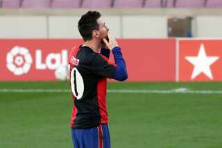 Barcelona star Lionel Messi fined 600 euros for paying tribute to Maradona