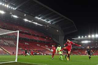 Liverpool advance in Champions League, Real Madrid defeat heaps pressure on Zidane