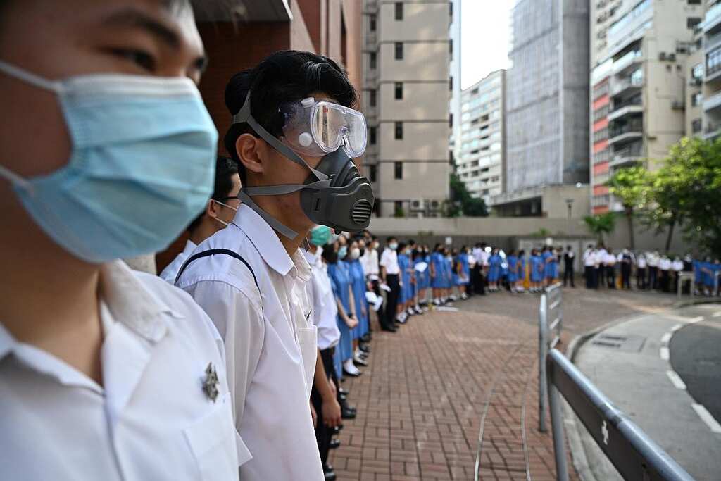 Hong Kong observes 4th wave of COVID-19, imposes strictest social gathering norms