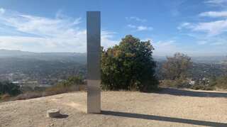 California metal monolith replaced with a Cross amid chants of 'Christ is king' by Trump supporters
