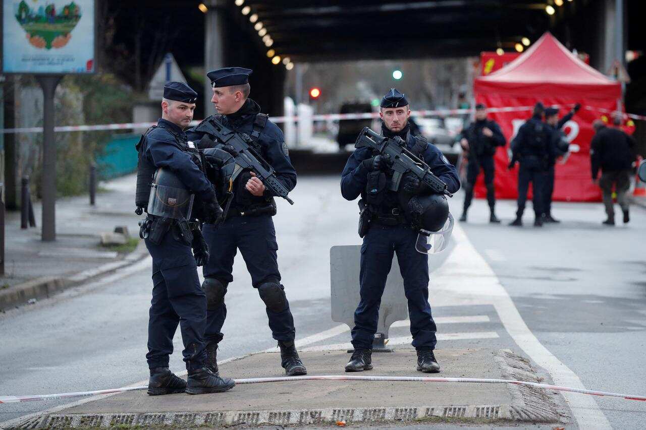 'France is ruled by the Islamic State': Knife-wielding attacker shot by Paris railway security