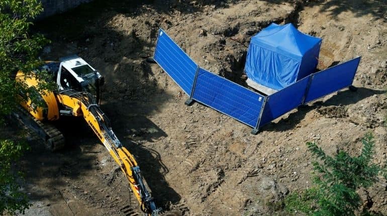 Mass evacuation takes place in Frankfurt after WWII bomb spotted at construction site Mass evacuation takes place in Frankfurt after WWII bomb spotted at construction site