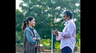 Alia Bhatt spotted with 'RRR' director SS Rajamouli on set, check photo