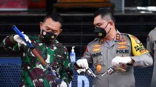 Indonesia: Six supporters of hardline cleric killed in shootout