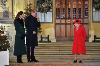 William and Kate receive a lukewarm reception in royal tour of Scotland and Wales