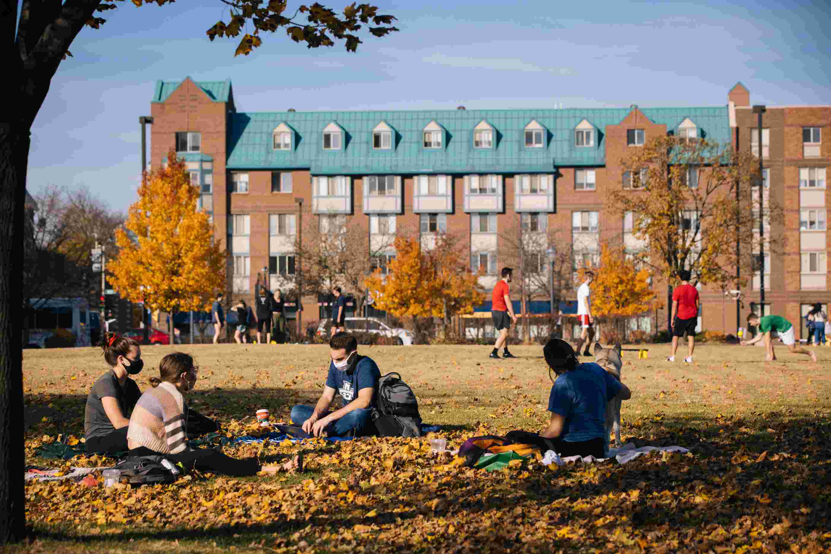 Student loan cancellation sets up clash between Biden and the Left Student loan cancellation sets up clash between Biden and the Left
