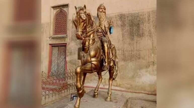 Pakistan: 'Lion of Punjab' Maharaja Ranjit Singh's statue vandalised - again Pakistan: 'Lion of Punjab' Maharaja Ranjit Singh's statue vandalised - again