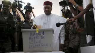 Niger votes in city, regional polls ahead of presidential ballot
