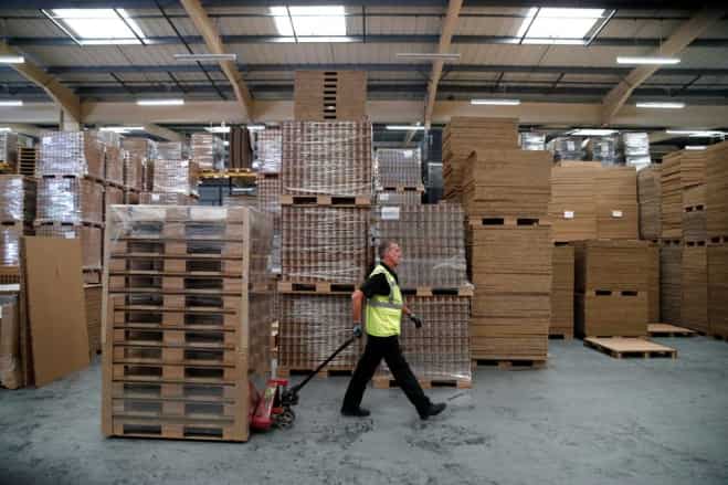 UK manufacturers warn of 'knockout blow' from no-deal Brexit