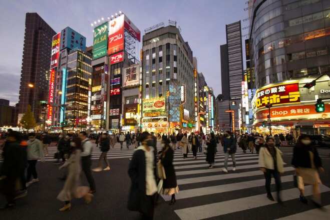 Japan business sentiment improves for second straight quarter