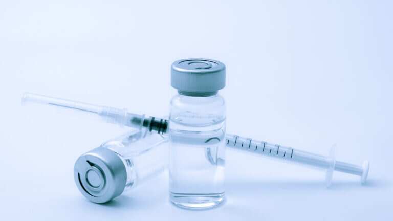 U.S to distribute 40 million vaccine doses by 2020 end