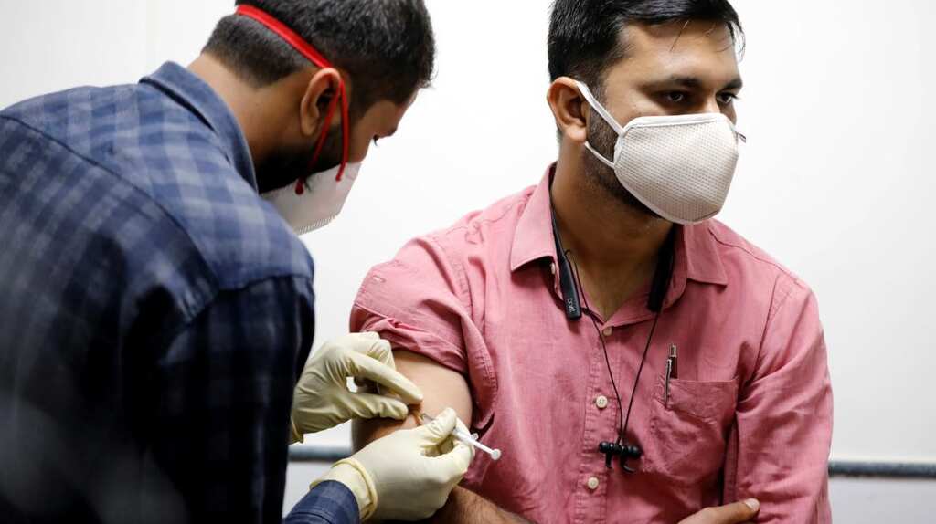 Indian govt releases detailed guidelines for mass vaccination drive against COVID-19